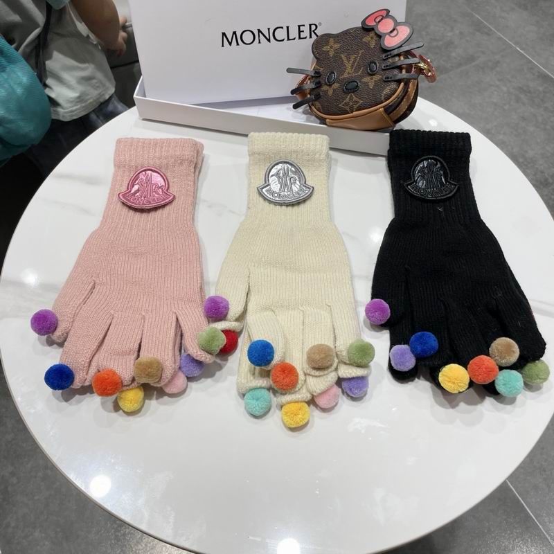Moncler gloves 120313